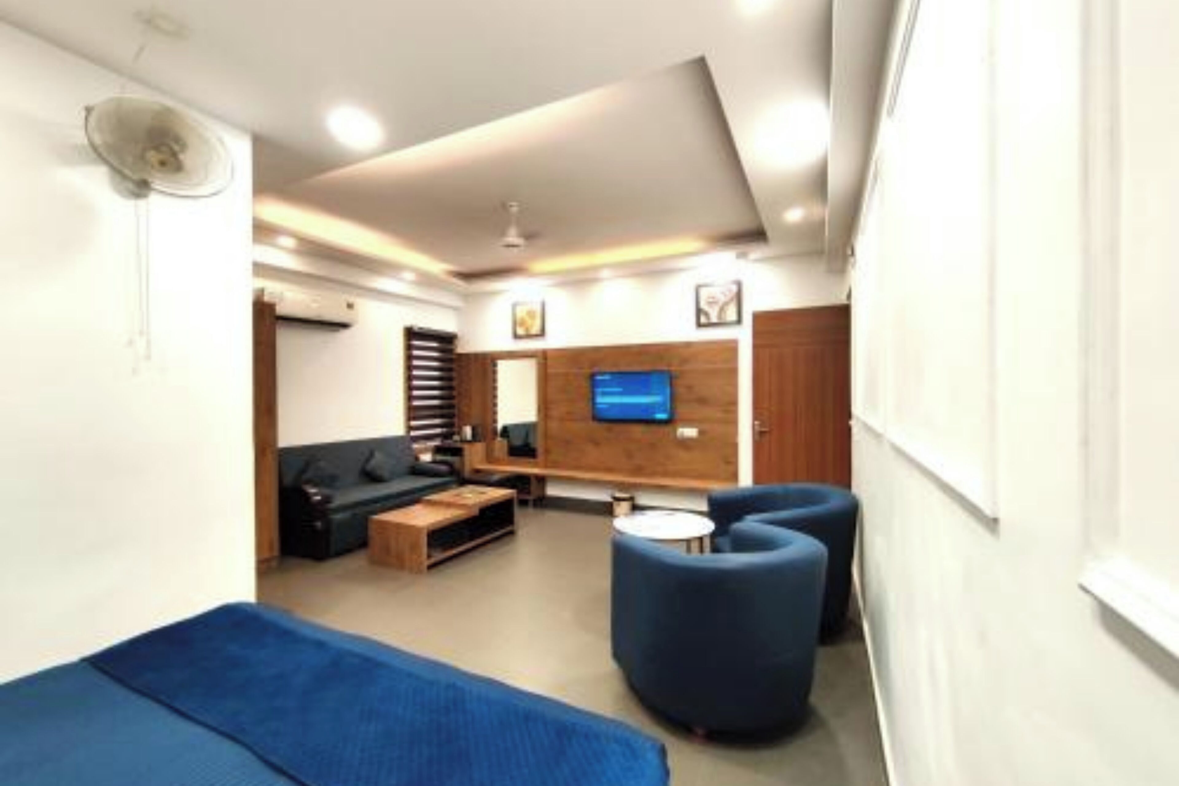 Suite estudio económica, vistas a la ciudad | Interior
