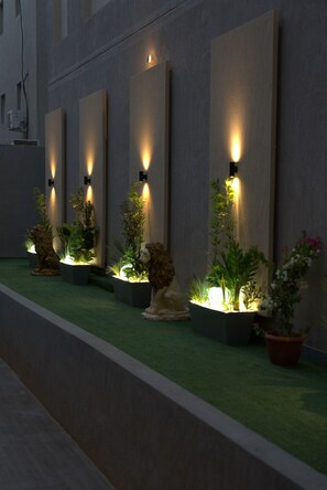 Garden - Royal Palace Hotel - Al Olaya (Riyadh)