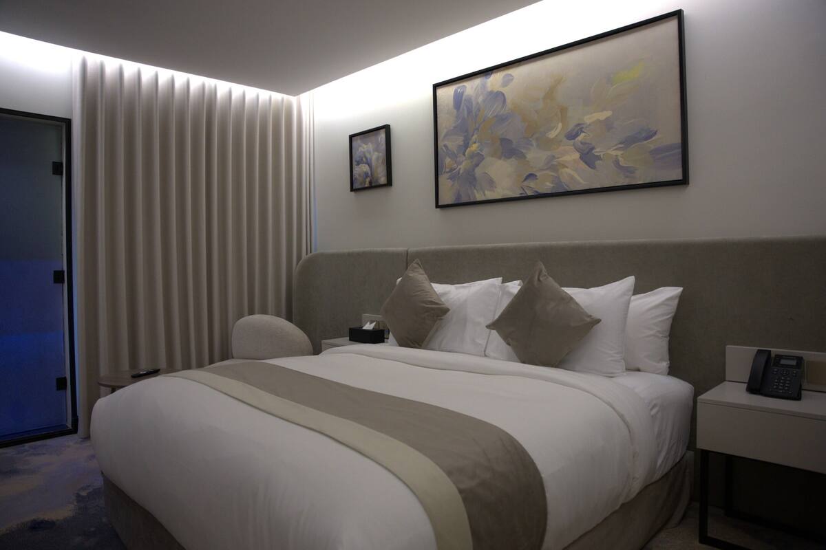 Deluxe Room | Free WiFi