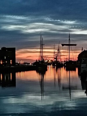 Marina - Cozy vacation apartment with large garden in a quiet location - close to the Baltic Sea. (Kröpelin)