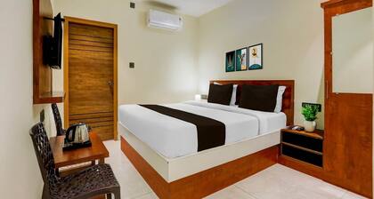 Deluxeshree Maruthi Inn TR Residency
