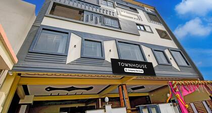 Super Townhouse Taramandal