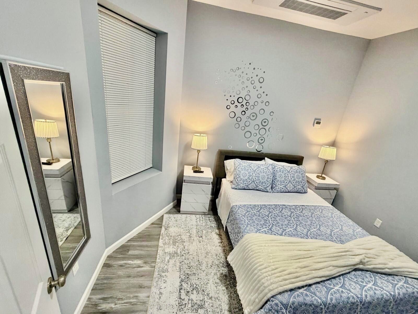 1 bedroom, free WiFi, bed sheets