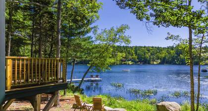 Luxury Lakefront Cabin in Hope - Close to Camden & Rockland
