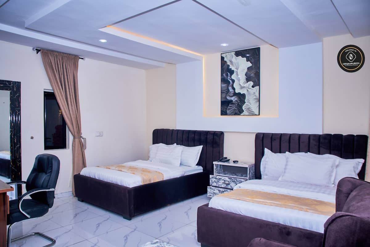 Phòng Suite phong cách cổ điển, quang cảnh sân vườn