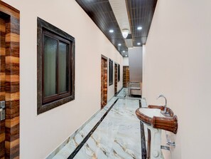 House | Interior - Super Hotel O Tedhi Bazaar (Faizabad)