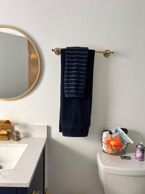 Shower, towels, soap, toilet paper - Maison Privé- Signature Coastal Suite • Curated Stay Near Beach (Sarasota)