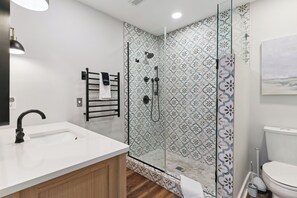 Hair dryer - Escape to Oak's End Haven, sleeps 8 near the Village (St Simons Island)