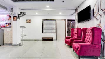 Casa | Lobby