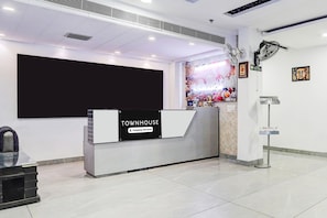 House | Reception