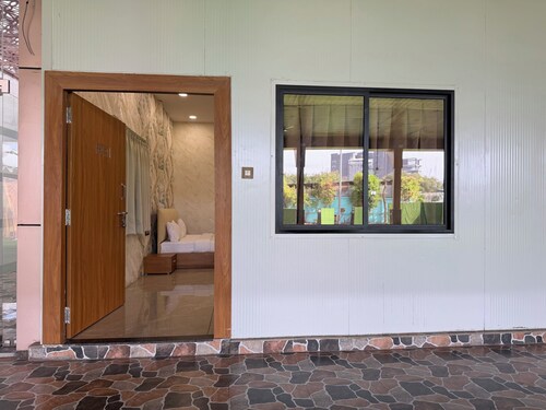 Shubh Kaaraj Resort