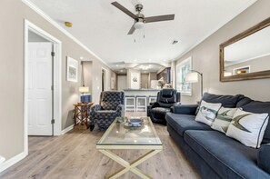TV - Tilghman Shores H1- 2 Bedroom- Short Walk To Beach (North Myrtle Beach)