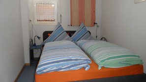 1 camera, Wi-Fi, lenzuola