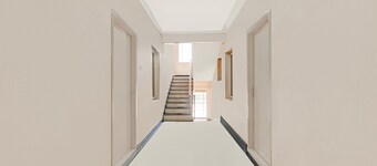 Deluxestay Inn Luxury Service Apartments