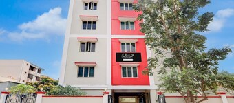 Deluxestay Inn Luxury Service Apartments
