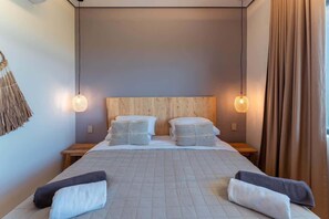 3 chambres, fer et planche à repasser, Wi-Fi, draps fournis