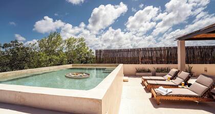 Ahal Luxe 3BR Penthouse – Rooftop & Plunge Pools