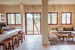 TV, offices - 3BR Ahal Holistika Oasis – Ground Floor + Plunge (Tulum)