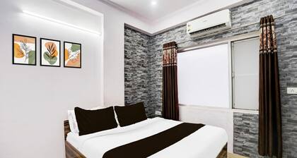 Super Deluxe Twin Room Hotel Rayal Inn