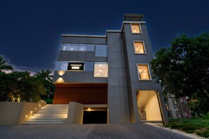 House | Exterior - Townhouse Near Narsingi Manikonda (Hyderabad)