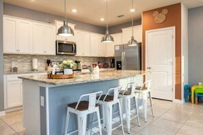 Fridge, microwave, oven, dishwasher - 5BR Themed Home w/ Pool – Windsor Island (Davenport)
