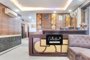 House | Reception - Deluxemahipalpur Near Airport (New Delhi)