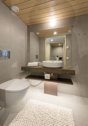 Premium Cottage, 2 Bedrooms | Bathroom