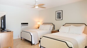 Comfort Double or Twin Room | Iron/ironing board, free WiFi - The Palm Rose  (West Palm Beach)