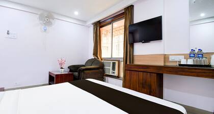 Deluxealandur Near Chennai Airport