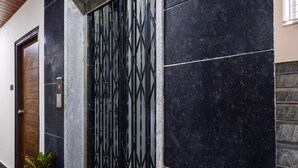 Ảnh chưa phân loại, 4 trong số 34 ảnh, nút