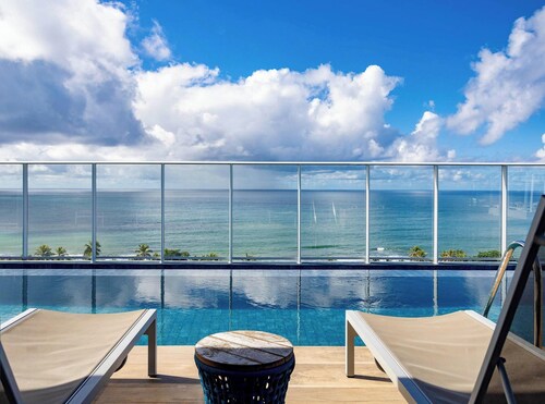 2 Bedroom in Stella Maris just 400m from the sea