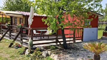 Bungalow familiare, vista giardino | Parco della struttura