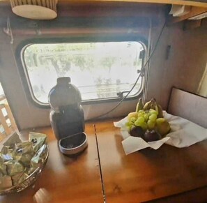 Economy Mobile Home, Garden View | Interior - Feudo Mallav b&b Noto (Bochini)