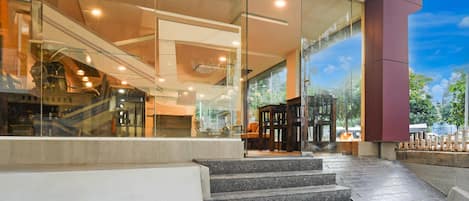 House | Reception