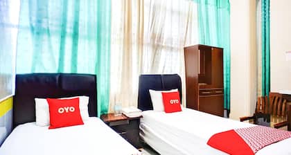 Luxury Twin Comfort Stay With Free Wifi