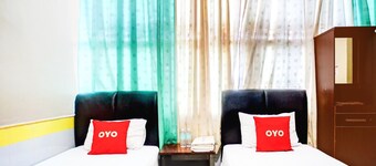 Luxury Twin Comfort Stay With Free Wifi