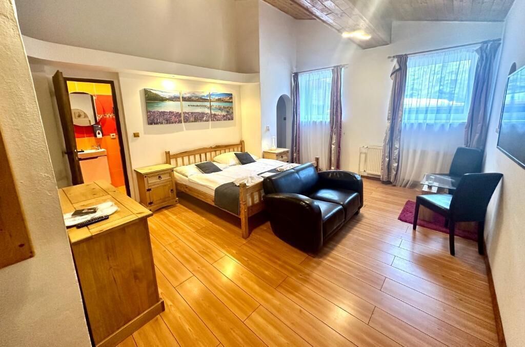 Kamar Quadruple Standar