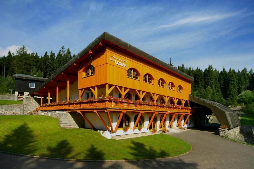 Eksterior