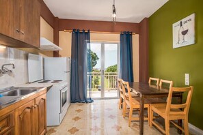 Private kitchen - Southgate 9 by MPS (Agios Georgios)