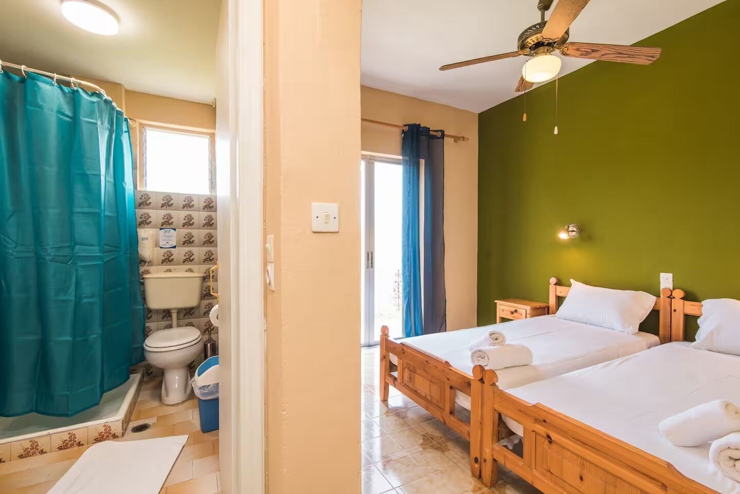 3 camere, accesso a Internet, lenzuola