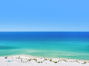 On the beach - Luxury Gulf Front Condo at Hidden Dunes! 18th Floor! (Miramar Beach)