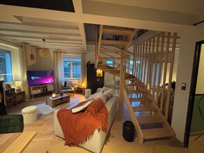 TV, books