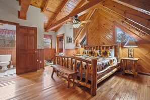 Room - Rocky Top Sports World - 7 mins, Gatlinburg getaway w/Hot tub & Outdoor games (Gatlinburg)