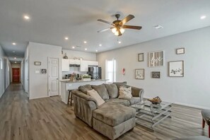 Living area - Spacious 3BR Home Near French Quarter & City Park (New Orleans)