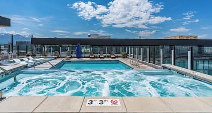 Epic 10th Floor Mtn&CityViews • Rooftop Amenities