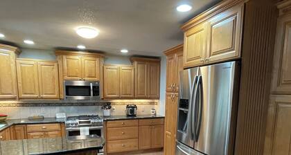 Tranquil house in Elizabeth City; pet-friendly