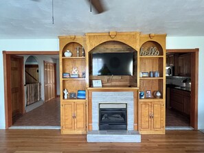 Interior - Tranquil 3-bedroom house in Elizabeth City; pet-friendly (Elizabeth City)