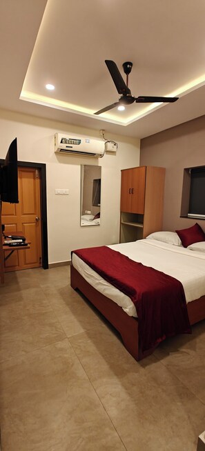 Classic Room - AKSHAYA COMFORTS (Visakhapatnam)