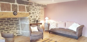 Living area - Gite L'ostal Del Roc (Laguiole)