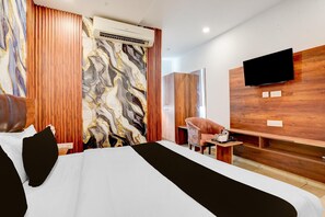 House - Deluxe Hotel Kc Royal (Dera Bassi)